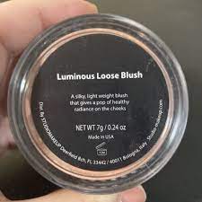 studio makeup luminous loose blush 24