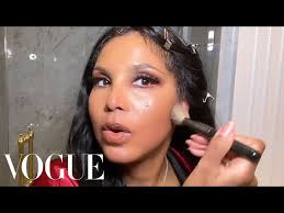 toni braxton s guide to faux lashes and