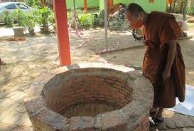 | meaning, pronunciation, translations and examples. Man Found Dead In Temple Well