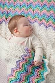 18 Adorable Crochet Baby Blankets To