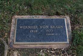 More images for wernher von braun tombstone » Wernher Von Braun 1912 1977 Famous Graves Vons Grave Marker