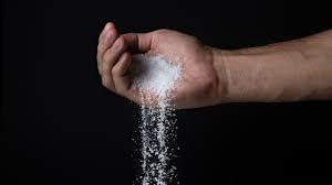 Qual o melhor sal para consumir? Nutricionista explica diferenças e indica  quantidade ideal - Nayana Siebra - Diário do Nordeste