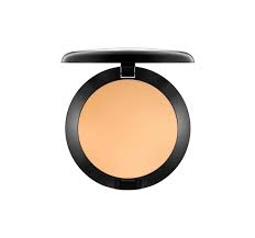 m a c full coverage foundation m a c