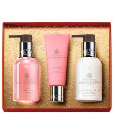 delicious rhubarb rose hand care gift set