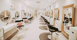 There is a special hair salon to satisfy from head to toe! Nickelle Beauty Salon Boutique