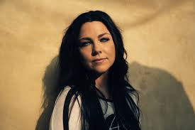 Your everyday woman, wife and mother of 2. Evanescence S Amy Lee Gets Back To Life Rolling Stone