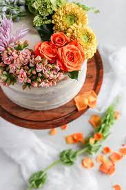 fresh flowers for cake decorating off