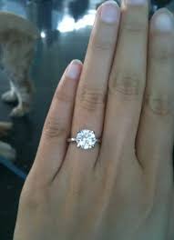how much should a 2 carat diamond ring