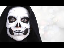 skull face painting halloween makeup