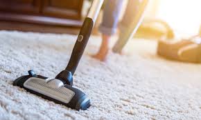 Se recomienda aspirar las alfombras, cada semana o cada dos semanas, por ambos lados. Como Limpiar Alfombras En Casa Eficazmente