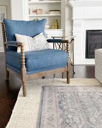 how to layer rugs using diffe