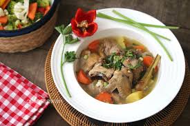 Cara mudah membuat sup ayam / sop ayam kampung yang menggiurkan apalagi. Sup Ayam Kampung Resepi Terbaik