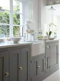 chalk paint kitchen cabinets creative