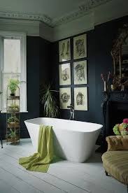 Spectacular Bathrooms With Fireplaces