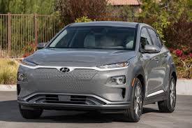 Come see 2020 hyundai kona reviews & pricing! Hyundai S Hot Selling Kona Electric Updated For 2020 Carbuzz