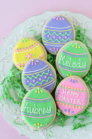 We are a few days away before we start the easter holiday. Cute And Easy Decorated Easter Egg Cookies Glorious Treats