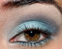 holiday makeup icy blue smoky eyes