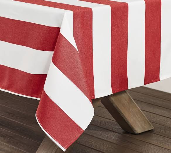 What Are the Best Materials for Outdoor Tablecloths and Why?