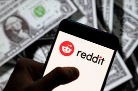 reddit ceo ures employees that api