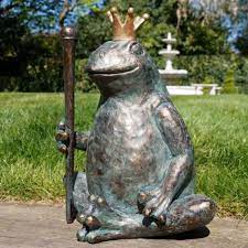 King Frog Garden Sculpture Black