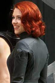 A character or person depicted has red colored hair. Love Love Love Everything About This Hair Scarlett Johansson Scarlet Johansson Black Widow Scarlett