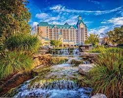 the 5 best branson resorts on the lake