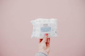 5 uses for makeup remover towelettes