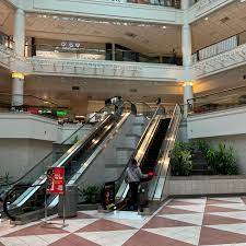 memories of the galleria mall as it