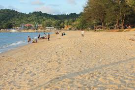 Pantai ini terletak tepatnya di singkawang yang merupakan daerah yang ada di kalimantan barat. Destinasi Wisata Terbaik Di Singkawang Kalimantan Barat Tempat Wisata Terbaik