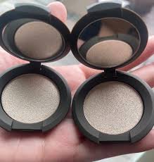 becca shimmer skin perfector pressed