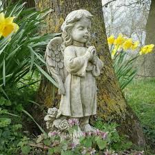 Garden Winged Cherub Angel Praying