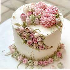 Торт украшенный цветами - 54 photo