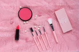 pink fashion beauty and makeup