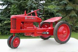 17 tabor tractors farmall pedal