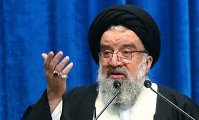 تهدید شدن امام جمعه موقت تهران | سید احمد خاتمی : تهدید کردند که اگر استعفا  ندهی