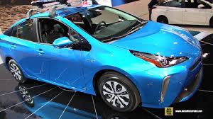 It's a decent hatchback offering, though it's a bit expensive and extremely slow. 2019 Toyota Prius Awde Xle Exterior And Interior Walkaround Debut At 2018 La Auto Show