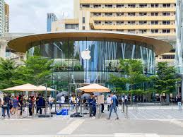 The new store is a beautiful one, crafted with massive slabs of glass beneath a roof that seems to float solemnly above. Bangkok Thailand 3 August 2020 Apple Store At Central World Stock Photo Picture And Royalty Free Image Image 152822587