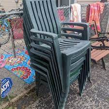 7 Stackable Patio Chairs Pickup Tinley