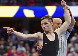 His last victories are the world junior championships 2016 in men's 50.0 kg and the world cadet. Ncaa Wrestling Iowa Freshman Lee Is National Champion Iowa Wcfcourier Com