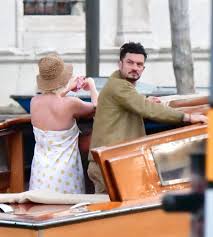 Orlando bloom returns as the face of boss eyewear. Katy Perry And Orlando Bloom On A Taxi Boat Ride In Venice 06 14 2021 Hawtcelebs