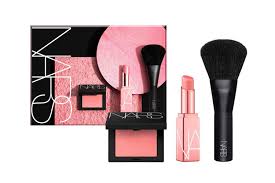 the 37 best gifts for makeup of