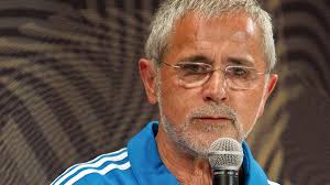Gerd müller left munich in 1979 and played a final season with fort lauderdale strikers in the usa before bringing down the curtain on his outstanding career. Gerd Muller Wird 75 Nach Niederbayern Kam Er Zum Karteln Br24