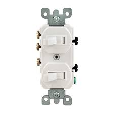 Leviton 15 Amp Duplex Style Single Pole 3 Way Ac Combination Toggle Light Switch White R62 05241 0ws The Home Depot