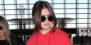selena gomez spotted with no makeup on