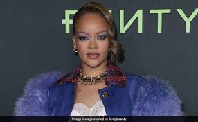 rihanna s purple eyeshadow look is the