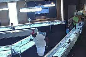 watch jewelry owner chases down