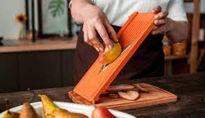 You purchase the best mandolines at knivesandtools we test all mandolines ourselves largest range of knives and tools in europe shop online today! The Best Mandoline Slicer Cook S Illustrated America S Test Kitchen For 2021 Super Taste