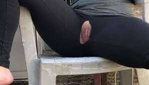 Yoga Pants Ripped and She Didn't Even Notice TNAFlix Porn Videos
