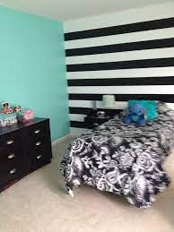 Turquoise On Three Walls Black And