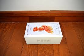 32 gb rose gold it's on 02. Rose Gold Iphone 6s Unboxing Photos